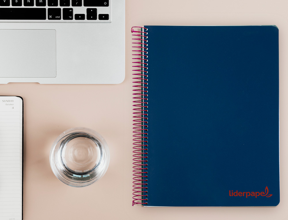 CAHIER SPIRALE LIDERPAPEL A4 MICRO WONDER 240 PAGES 90G    5X5MM 4 TROUS 5 BANDES        COULEURS BLEU MARINE