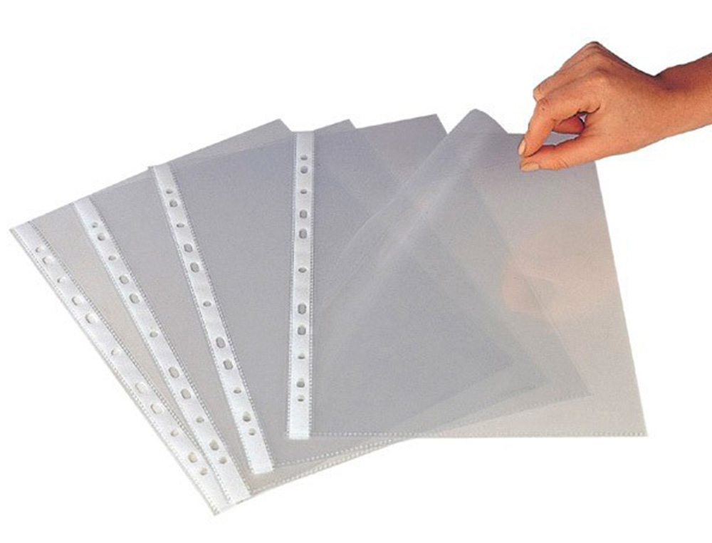 POCHETTE Q-CONNECT POLYPROPYLÈNE LISSE 5/100E PERFORÉE CRISTAL ANTISTATIQUE A4 210X297MM BOÎTE 100 UNITÉS