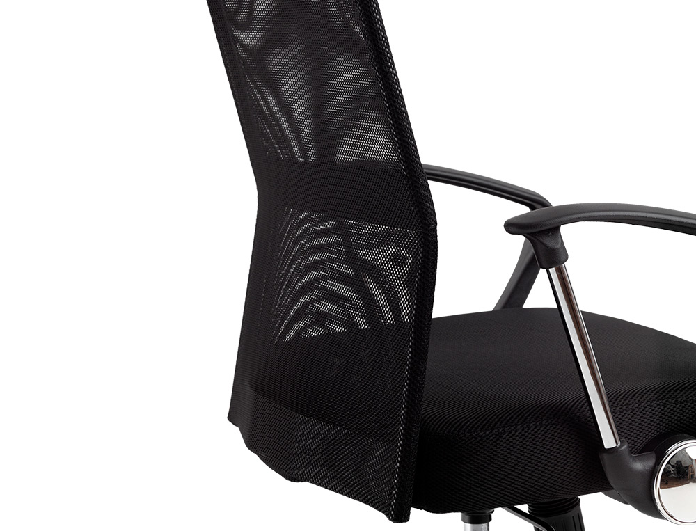 CHAISE DIRECTION Q-CONNECT IMITATION CUIR ET MAILLE BASE METAL MAXIMUM SUPPORTE 130KG  1110+100X640X610MM NOIR