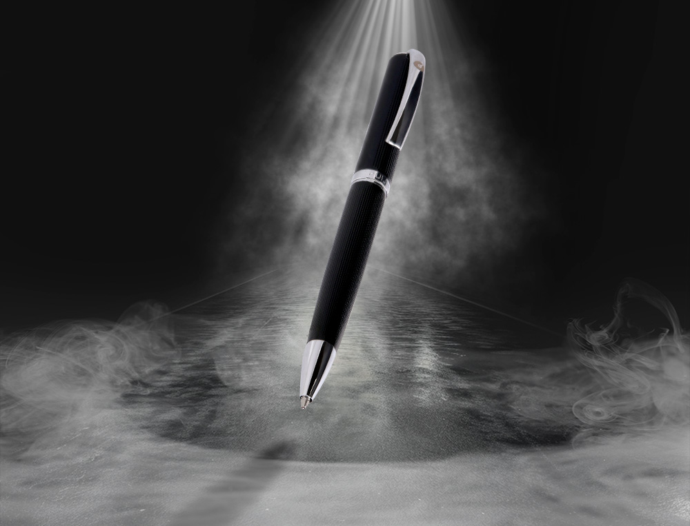 ROLLER BELIUS TURBO ALUMINIUM TEXTURE POINTILLEE ATTRIBUTS  ARGENT ENCRE BLEUE COLORIS    NOIR DANS COFFRET CADEAU