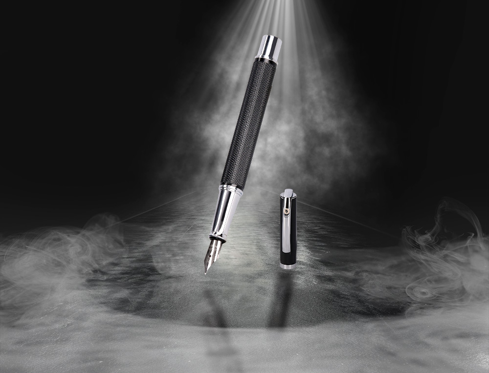 STYLO-PLUME ETUI SIMILI CUIR BELIUS TURBO ALUM. TEXTURE POINTILLEE ATTRIBUTS ARGENT ENCRE BLEUE COL. NOIR COFFRET CADEAU