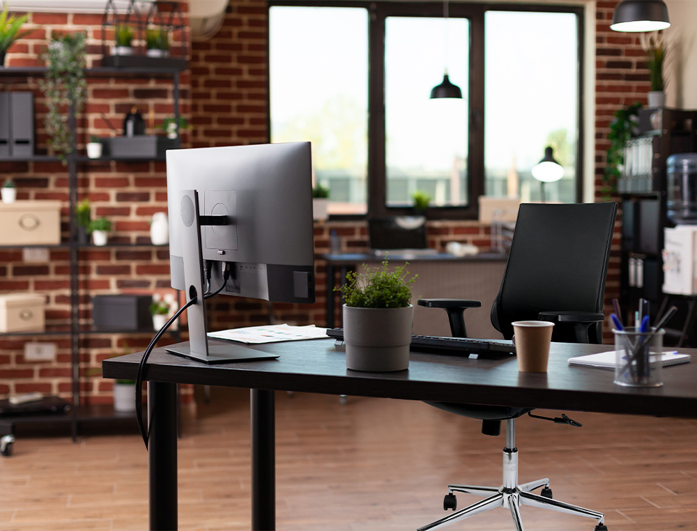 SIEGE ROTATIF Q-CONNECT ASSISE SIMILI CUIR AJUSTABLE EN HAUTEUR 980+100X630X625MM COLORIS NOIR