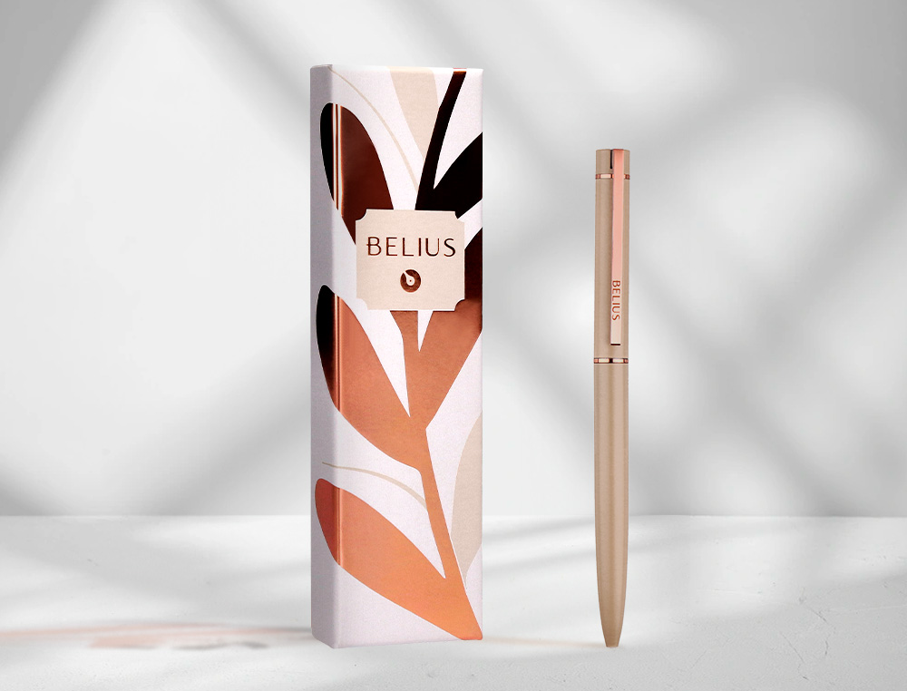 STYLO-BILLE BELIUS ROSE CORPS ALUMINIUM ENCRE BLEUE COLORIS BEIGE CLAIRE OR ROSE BOITE    DESIGN