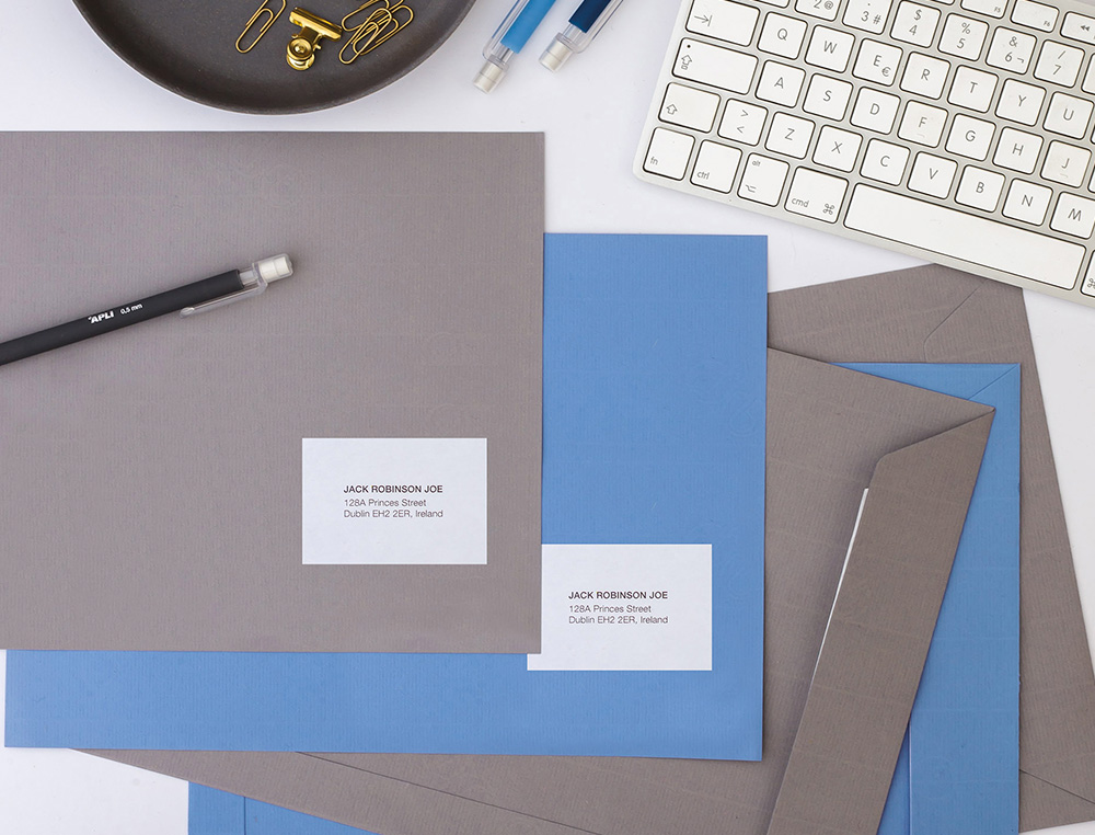 TIQUETTE ADHSIVE Q-CONNECT 105X74MM COINS DROITS IMPRIMANTE JET D'ENCRE LASER COPIEUR 8 TIQUETTES/FEUILLE 800 UNITS