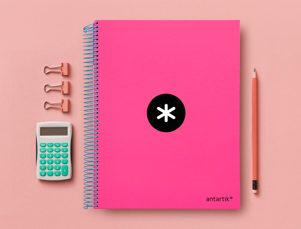 CAHIER SPIRALE ANTARTIK A4 240P 90G COUVERTURE REMBORDEE QUADRILLAGE 5MM 4 TROUS       COIL-LOCK COLORIS ROSE FLUO