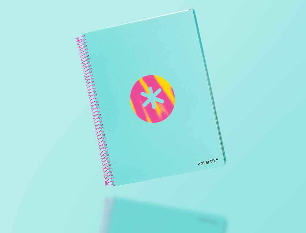 CAHIER SPIRALE ANTARTIK A4 120F 100G REMBORDE 5X5MM      MICRO-PERF 5 BANDES 4 TROUS   TRENDING 2020 TURQUOISE