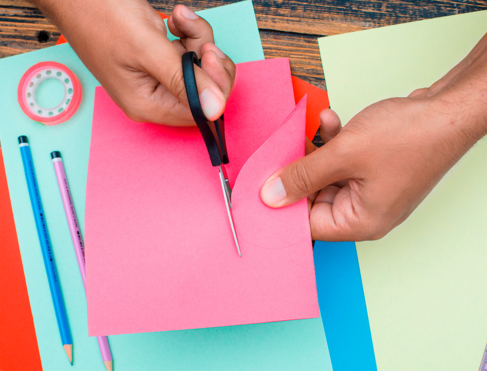 PAPIER COULEUR Q-CONNECT MULTIFONCTION A4 80G/M2 UNICOLORE CRME RAMETTE 500 FEUILLES